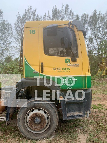 Volkswagen 24.280 E Constel 6x2 Diesel E5 2012