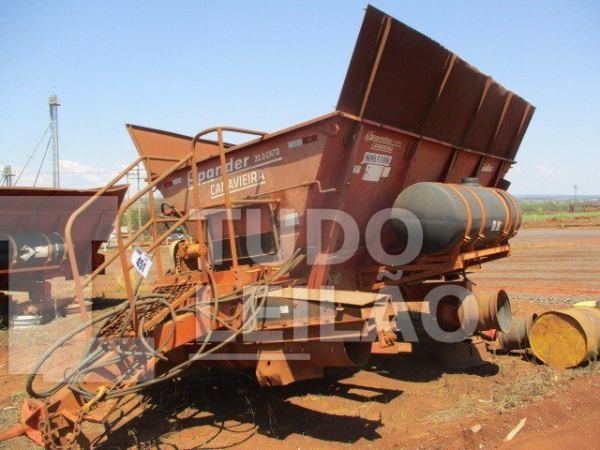 Carreta Distribuidor Adubo Sollus Spander 20 Sem Pneus
