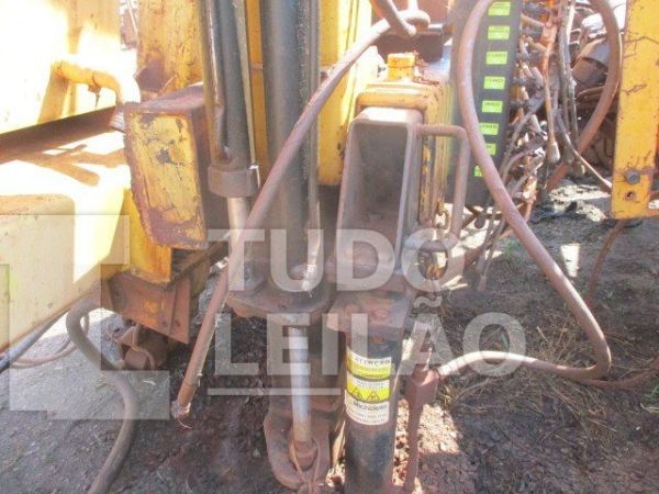 Munck Veicular 3.500 Kgs