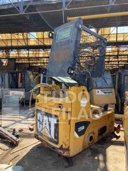 Caterpillar 226B Sem Motor R Bombas