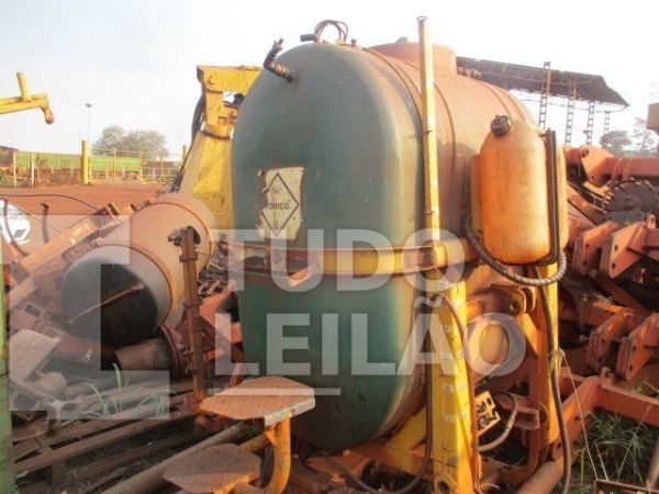 Tanque C/suporte Pulverizador Herbicat , S/fr