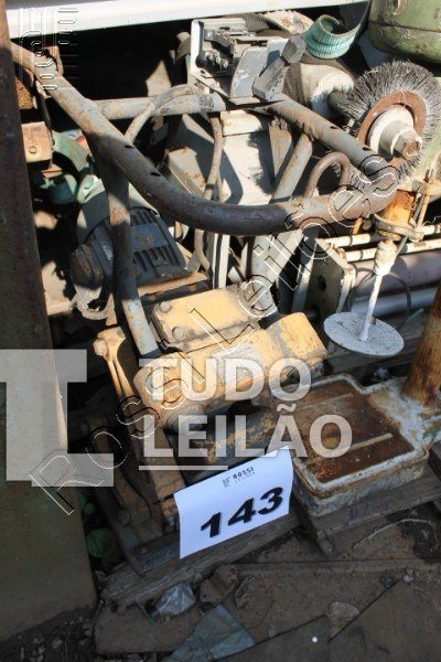 Compactador De Solo Dynapac Tipo C016 C/ Motor Elét. Weg 2 CV