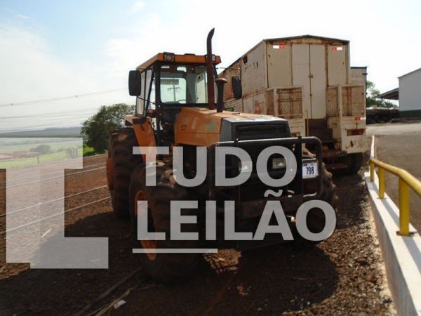 Trator Agrícola Valmet 1280R 4X4, 1995