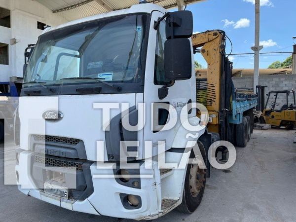 Ford Cargo 2429 E 6x2 Turbo Diesel E5 2013