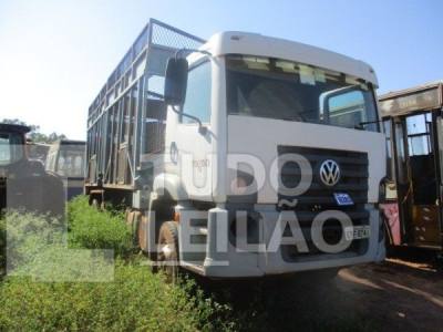 Volkswagen 31.320 E Constel 6x4 3 Eixos Die Diesel 2010