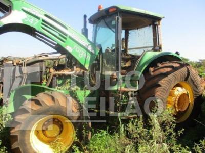 Trator John Deere 7715 4X4, 2010