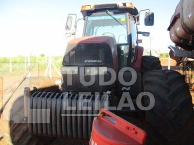 Trator Case 180