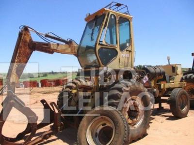 Valtra 1280 Pcr 4X4 2006\2006 fr.: 3908