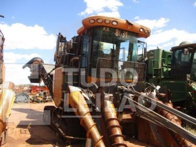 Colhedora Valtra Be 1035 2016\2016 fr.: 8681