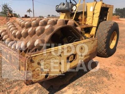 Rolo Compactador Caterpillar. 533. 1999