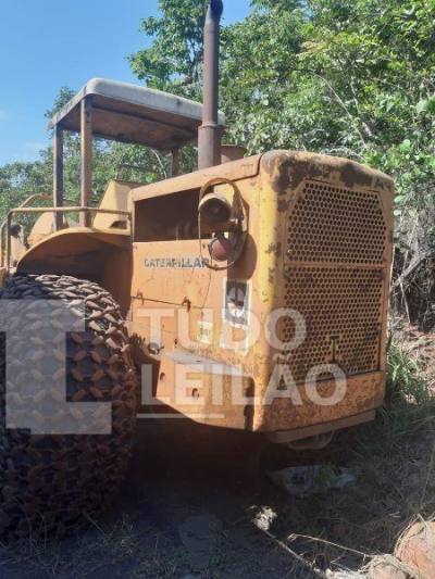 Pá Carregadeira Caterpillar 966