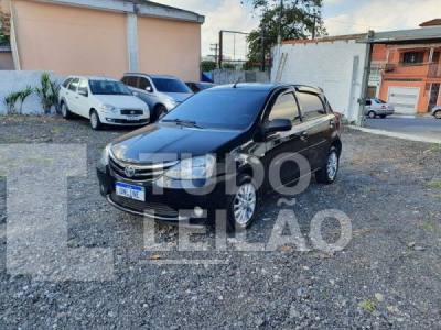 Toyota Etios XLS 1.5 Flex 2013
