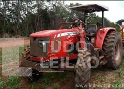 Trator Massey Ferguson 4275. 2010. Operacional