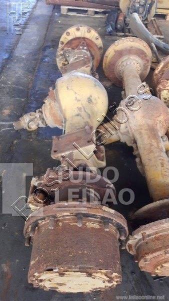 2 Diferenciais Pá Carregadeira Sem 656. Aprox. 2.350 Kg