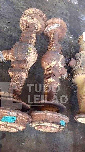 2 Diferenciais Para Pá Carregadeira Caterpillar 930. Aprox. 1.400 Kg