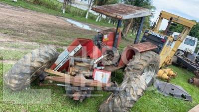 Trator Mf 275 - 4X4