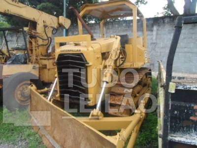 Trator Caterpillar D4E