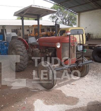 Trator Massey Ferguson 55X 1971
