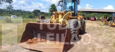 Pá Carregadeira Caterpillar. 960F. 1998
