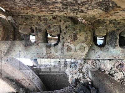 Par De Esteira Para Escavadeira Caterpillar 320L. Apenas Sapatas E Colar. Componente Será Retirado