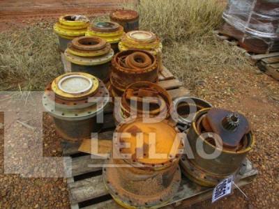 Sucata De Cubo Redução Final Colhedora Sendo 9 Pçs Aprox
