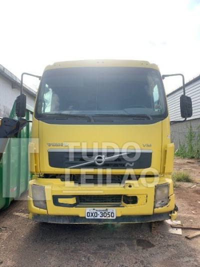 Volvo Vm 220 4x2 Diesel E5 2013