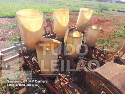 Plantadeira Jumil De 3 Linhas