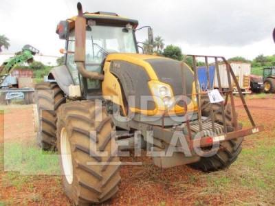 Trator Valtra Agri Pneu 205 225CV St, 2016, Loc: Barra