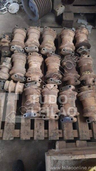 Roletes Para Escavadeira Hyundai R 210 E R220. 14 Inferiores E 3 Superiores