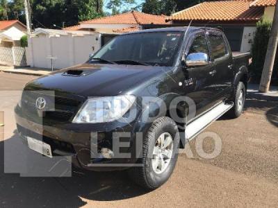 Toyota Hilux CD Dlx 4x4 2.8 Diesel 2006