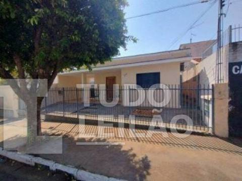 Casa, Padrão, 1 Vaga(S) de Garagem