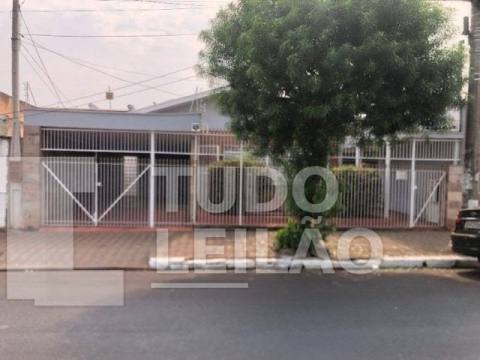 Casa, Padrão, 1 Vaga(S) de Garagem