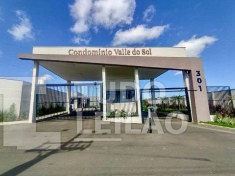 Lote, em Condomínio, 0 Vaga(S) de Garagem