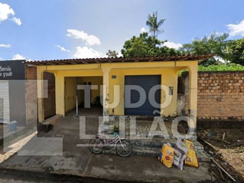 Imóvel Residencial e Comercial 134 m² - Centro Novo do Maranhão-MA - Rua Governador Sarney, 389 - Centro