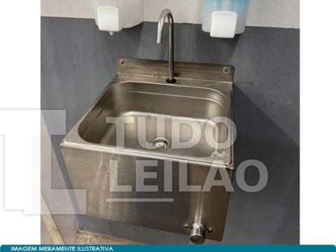 Equipamentos em Inox, Compressor e Mobiliário