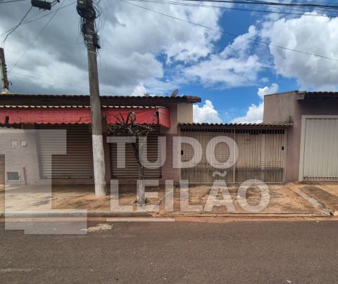 Casa 227,80m² - Núcleo Habitacional Antônio Lorenzetti, Macatuba SP