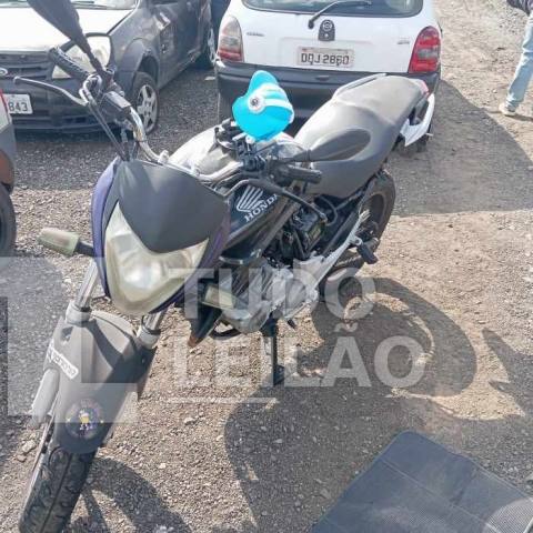 HONDA CB 300R 2013