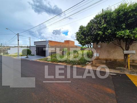Terreno s/benfeitorias, área 200m² - Serra Azul/SP