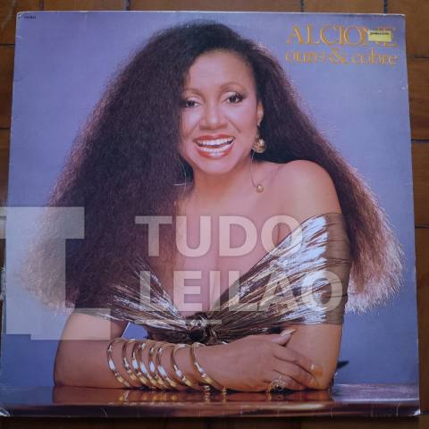 ALCIONE - OURO E COBRE - 1988 - VG+ - VG+ - Disco com poucos riscos superficiais, pode ter chiados, estalos ou pulos. Avaliação Visual, não ...