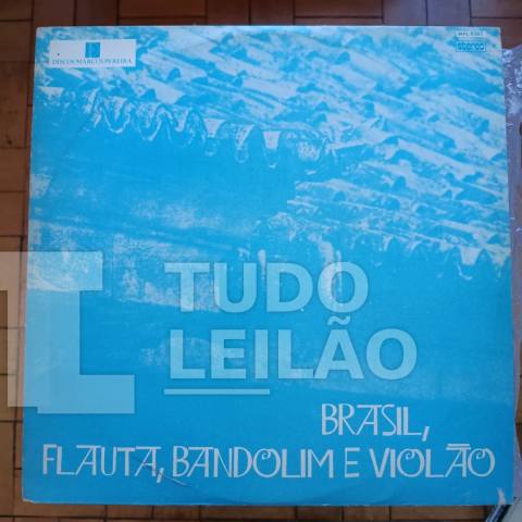 VARIOS ARTISTAS - BRASIL, FLAUTA, BANDOLIM E VIOLÃO - 1975 - CAPA E DISCO VG/VG+ - Disco com alguns riscos superficiais, pode ter chiados, e...