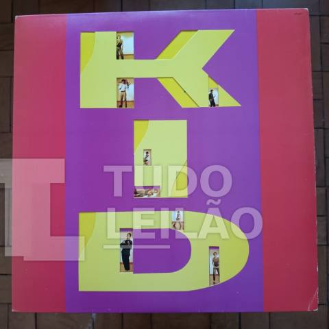 KID ABELHA - KID - 1989 - CAPA VG+/NM - DISCO NM - Disco quase novo, sem riscos ou com riscos muito mínimos.Avaliação Visual, não testado. C...