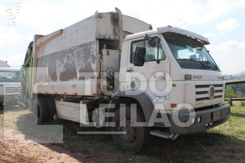 Caminhão VW 17-250E Placa: EQT6574 RENAVAM: 272421863 CHASSI: 9533N82T2BR119425 PREFIXO: 210120