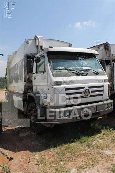 Caminhão VW 17-250E Placa: EQT6614 RENAVAM: 271752076 CHASSI: 9533N82T3BR119109 PREFIXO: 210121