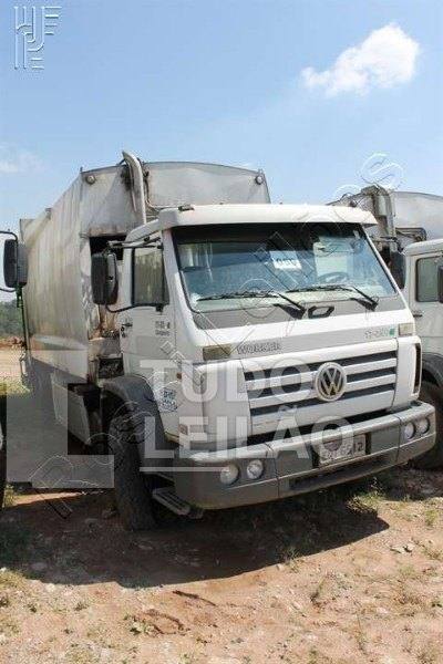 Caminhão VW 17-250E Placa: EQT6512 RENAVAM: 271521490 CHASSI: 9533N82T5BR118866 PREFIXO: 210114