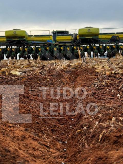 PLANTADEIRA JOHN DEERE 2130