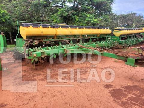 PLANTADEIRA JOHN DEERE 2134