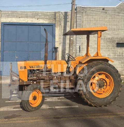 TRATOR VALMET 88
