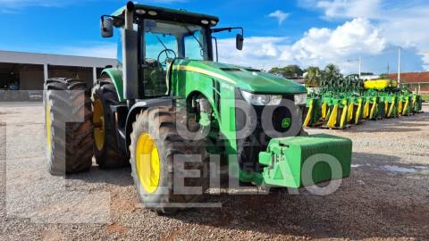 TRATOR JOHN DEERE 8320R