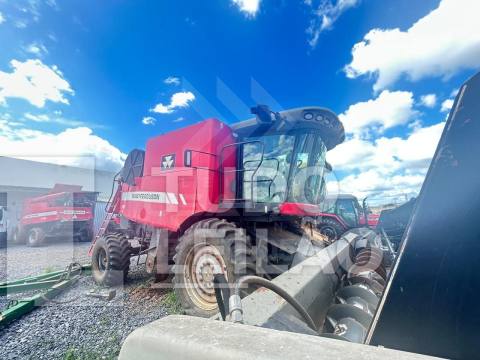 COLHEITADEIRA MASSEY FERGUSON 9690