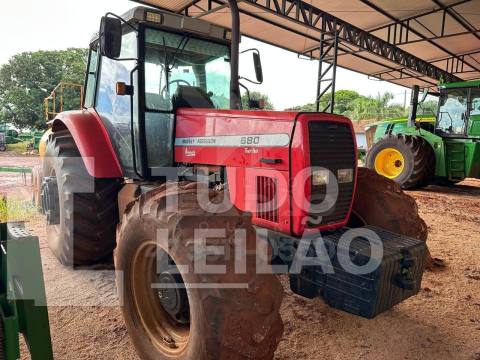 TRATOR MASSEY FERGUSON 680